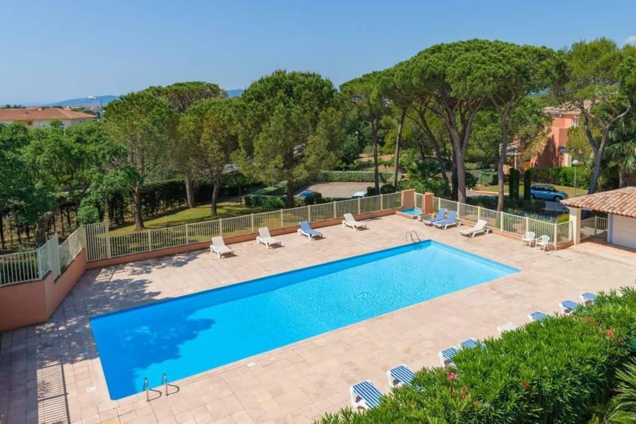 Oasis Des Grands Pins - Saint-Raphael - Residence Privee Avec Grande Piscine & Tennis Privee Saint-Raphael (Var) Exterior foto